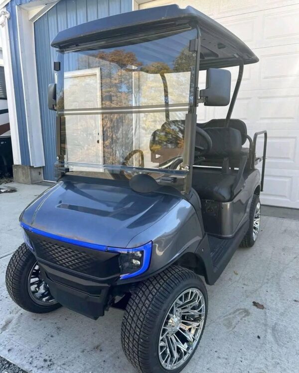 2018 EZGO RXV