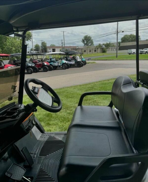 Ezgo Express S4 GAS - Image 9